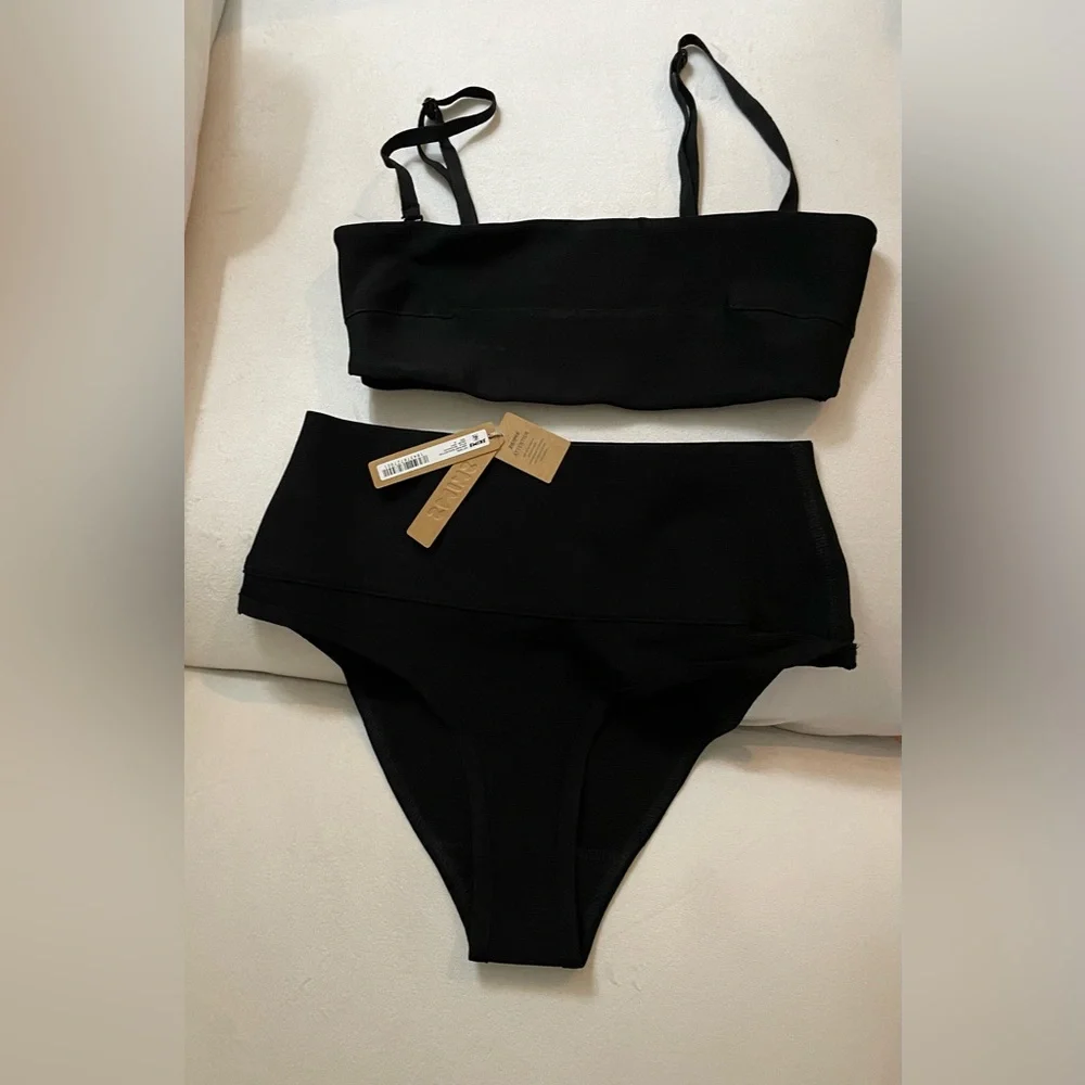 NWT Skims 2pc Bikini Swimsuit Onyx Size M